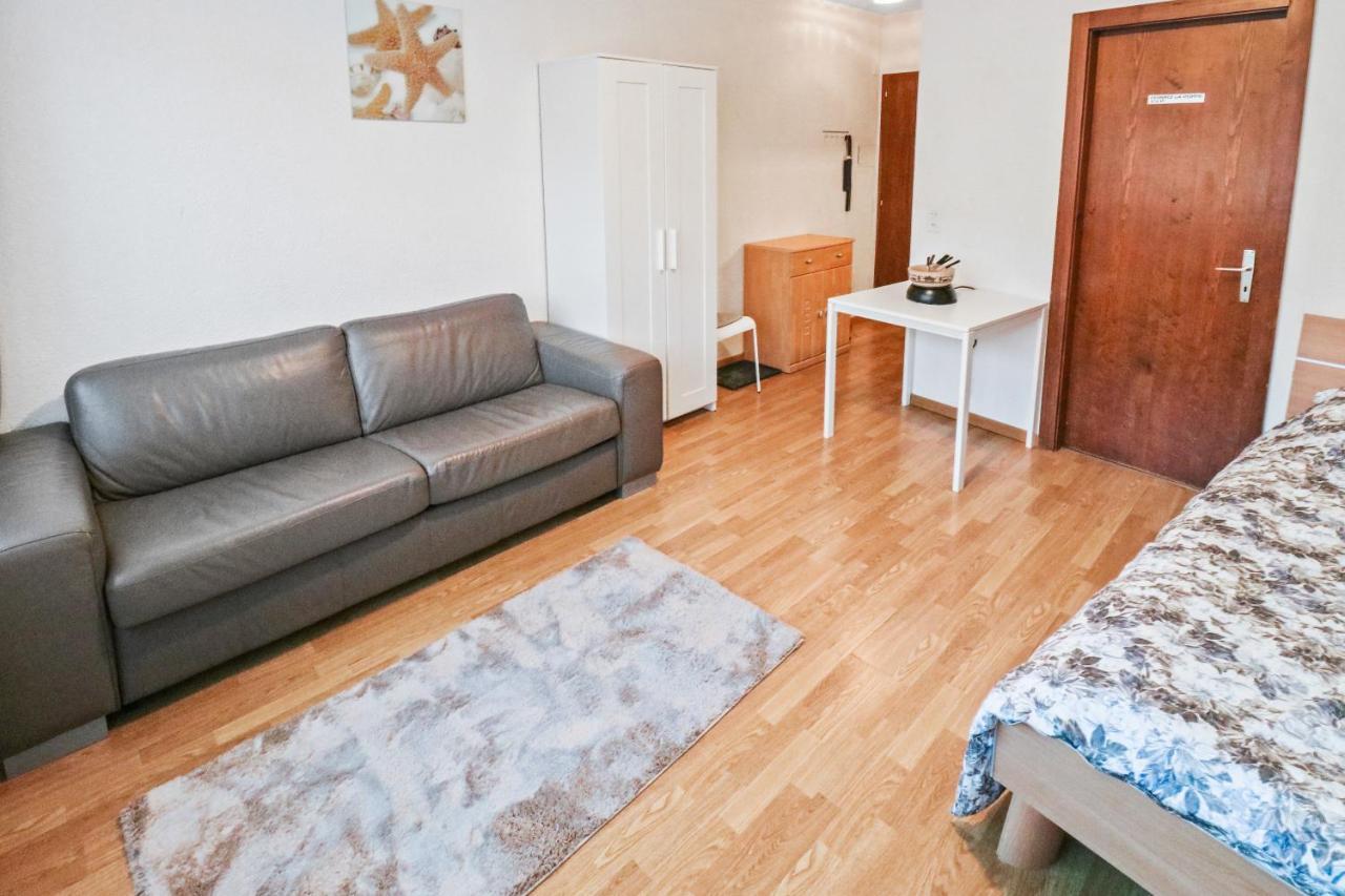 Studio Cosy Au Centre De Κρανς Μοντάνα Εξωτερικό φωτογραφία