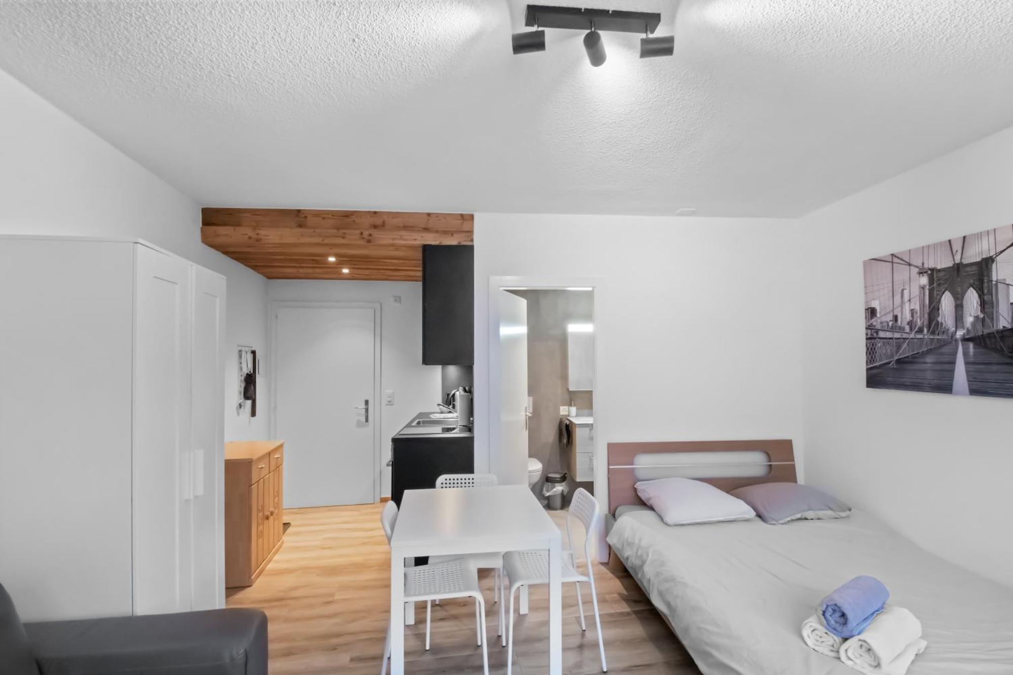 Studio Cosy Au Centre De Κρανς Μοντάνα Εξωτερικό φωτογραφία